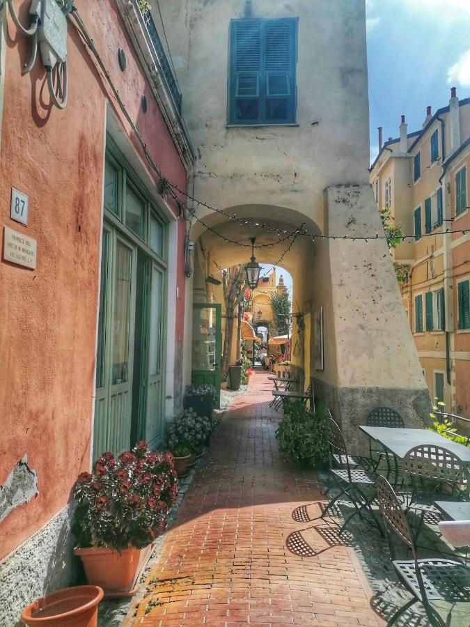 Vialunga Apartment In The Old Town Bordighera Exterior foto